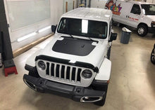 Load image into Gallery viewer, All year jeep wrangler blackout hood fecal